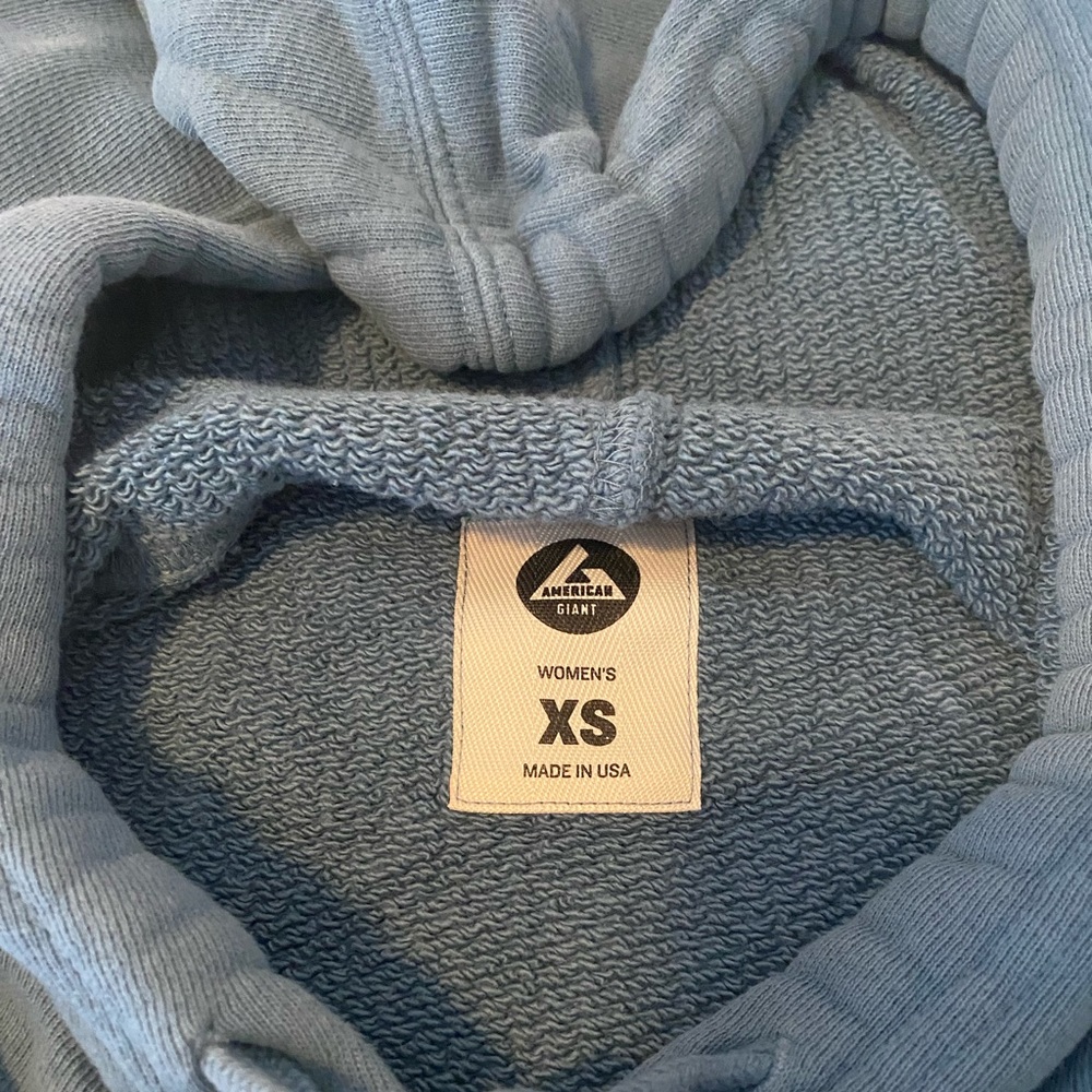 American Giant Sweatshirt -XS blue